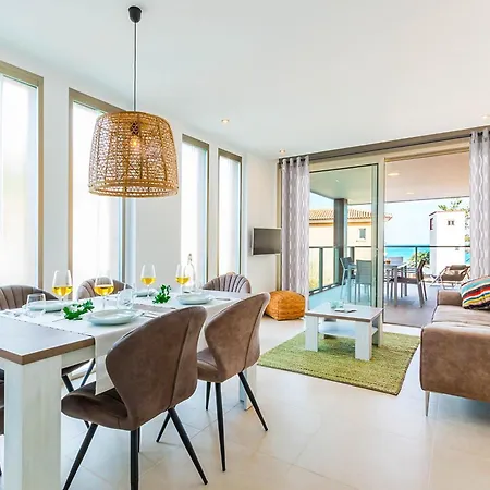 Beachfront Premium 3bdr Terraza Y Piscina Apartament Jávea