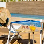 아파트 Beachfront Premium 3bdr Terraza Y Piscina 자베아
